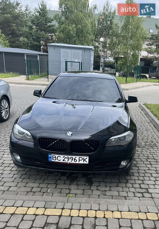 BMW 5 Series 2011