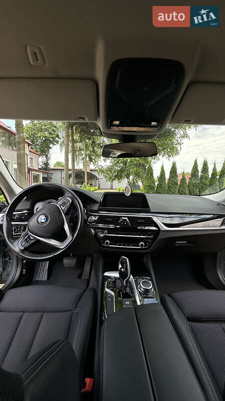 Седан BMW 5 Series 2018 в Львові фото 18 Седан BMW 5 Series 2018 в Львові