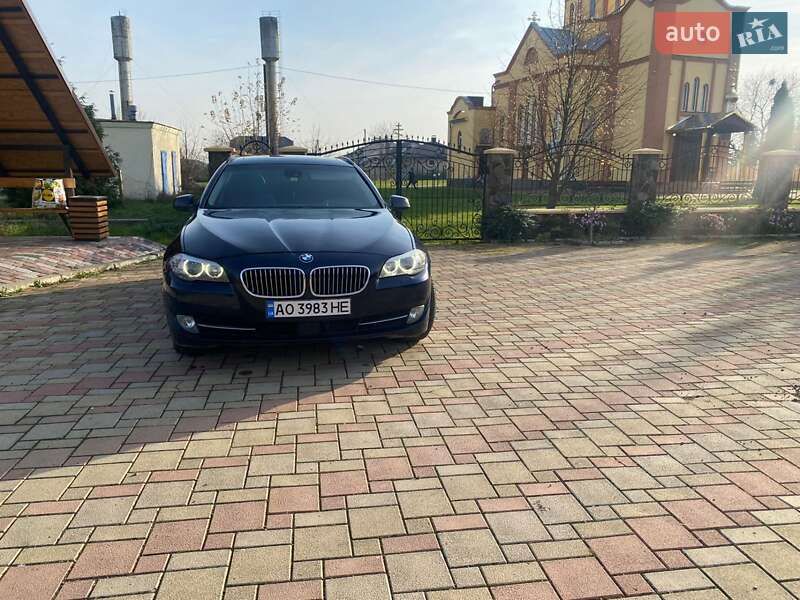 BMW 5 Series 2011