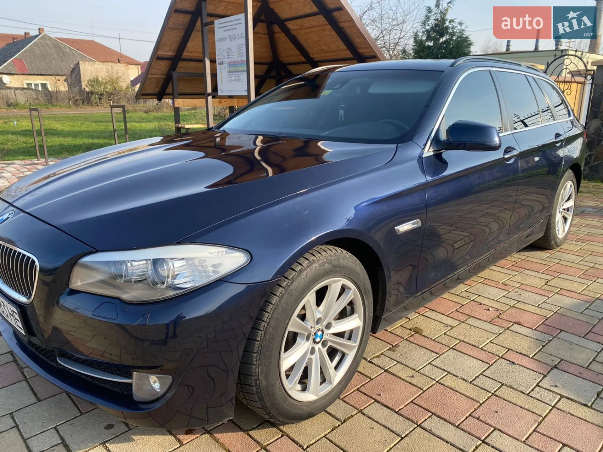 2011 BMW 5er - мініатюра 13