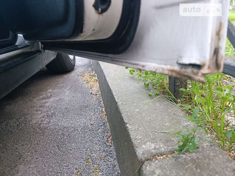 Седан BMW 5 Series 1993 в Киеве фото 18 Седан BMW 5 Series 1993 в Киеве