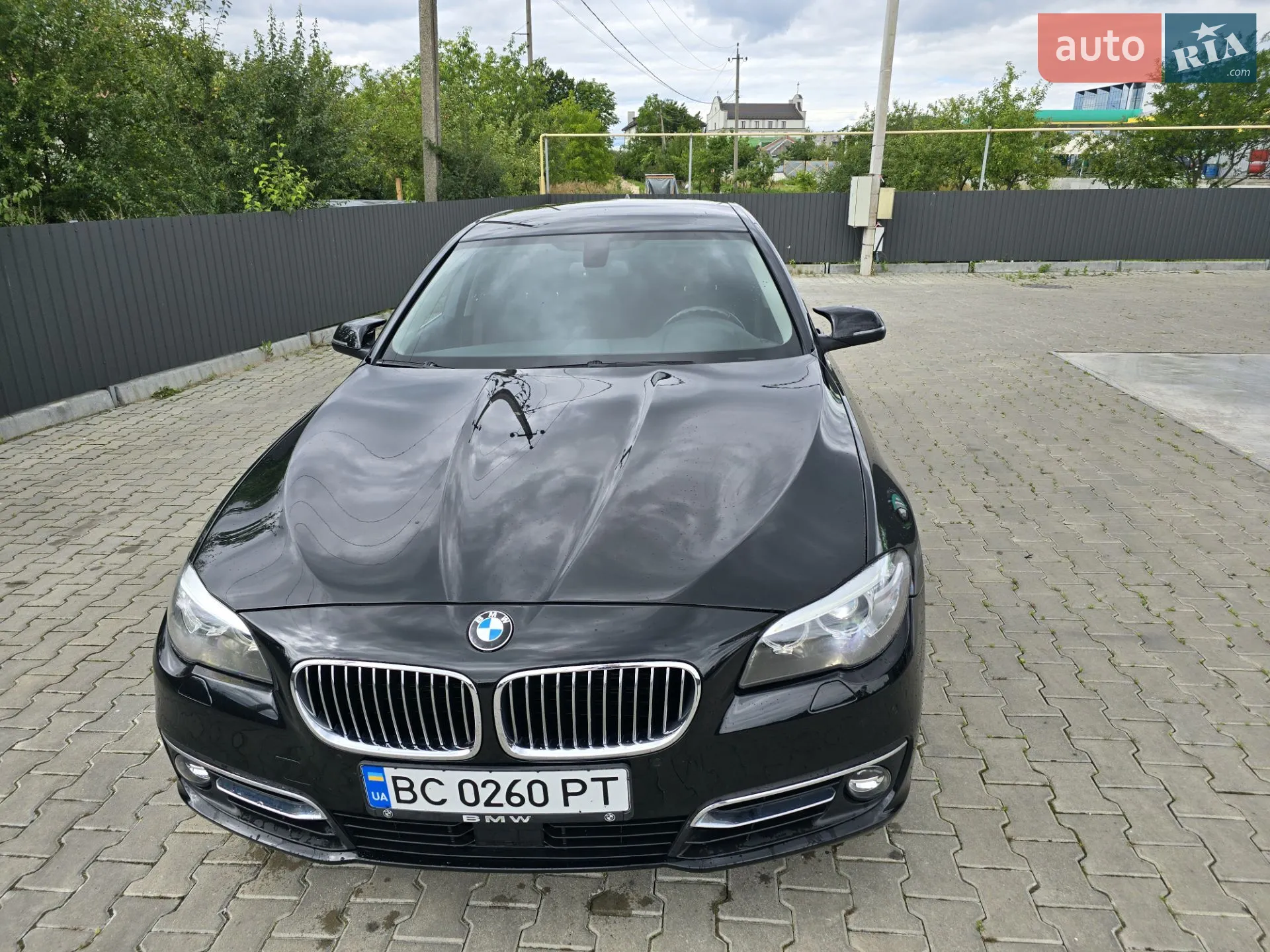 BMW 5 серії 2016 року