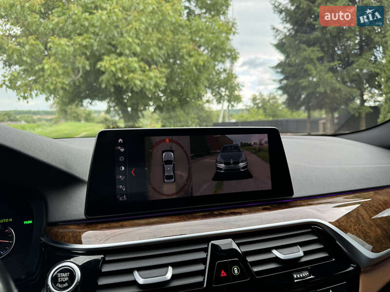 Седан BMW 5 Series 2018 в Дрогобичі