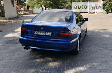 Седан BMW 5 Series 2001 в Каменском