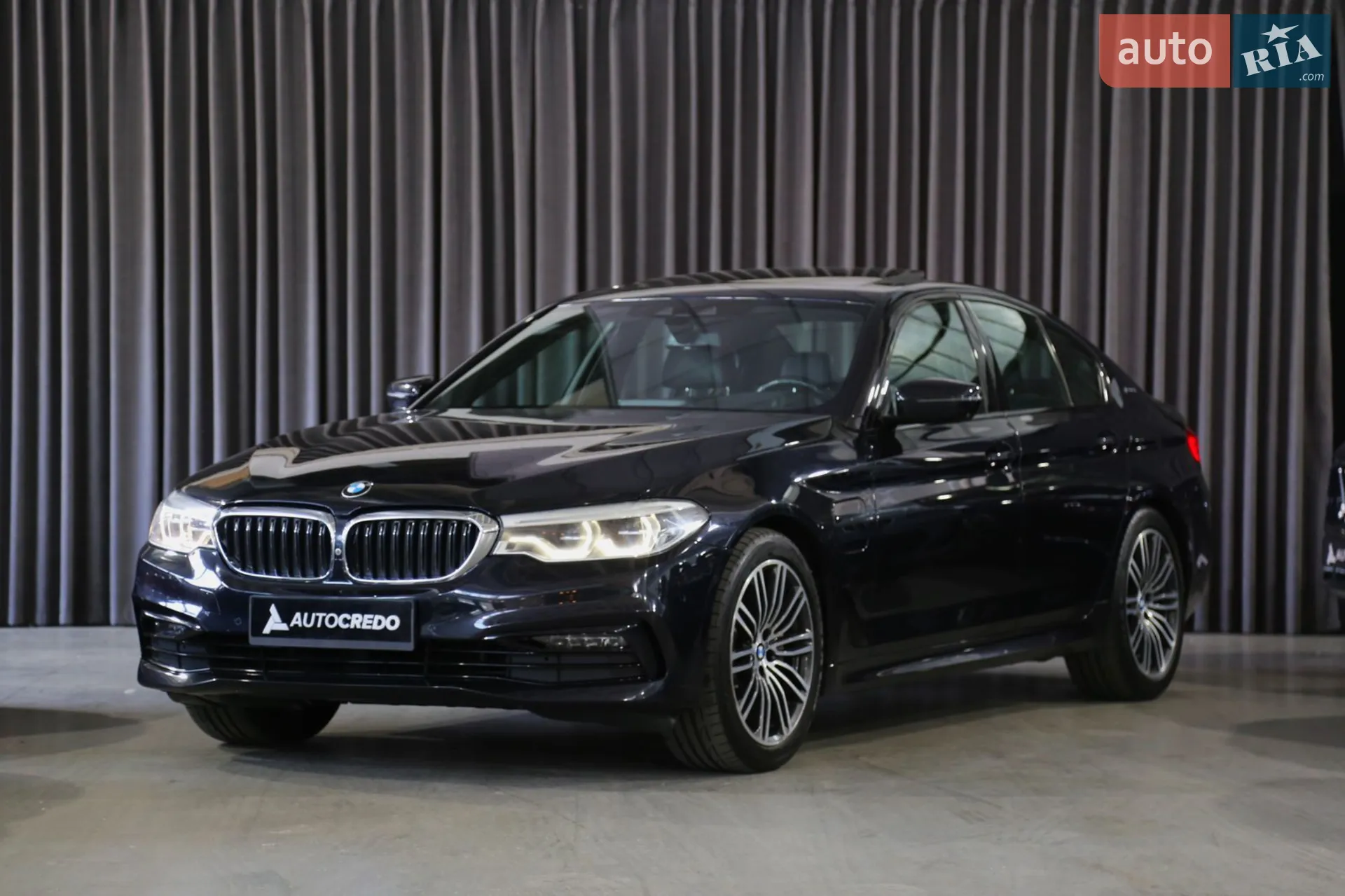 2018 BMW 5er - мініатюра 2