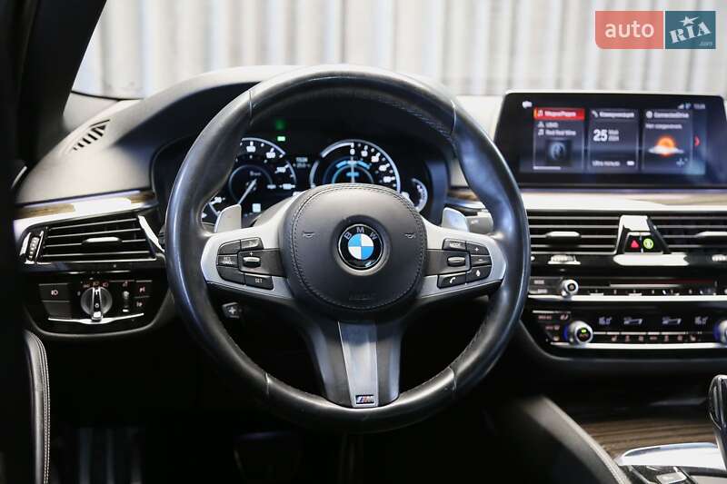 Седан BMW 5 Series 2018 в Києві