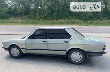 Седан BMW 5 Series 1984 в Хмельницком