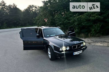 Седан BMW 5 Series 1989 в Переяславе