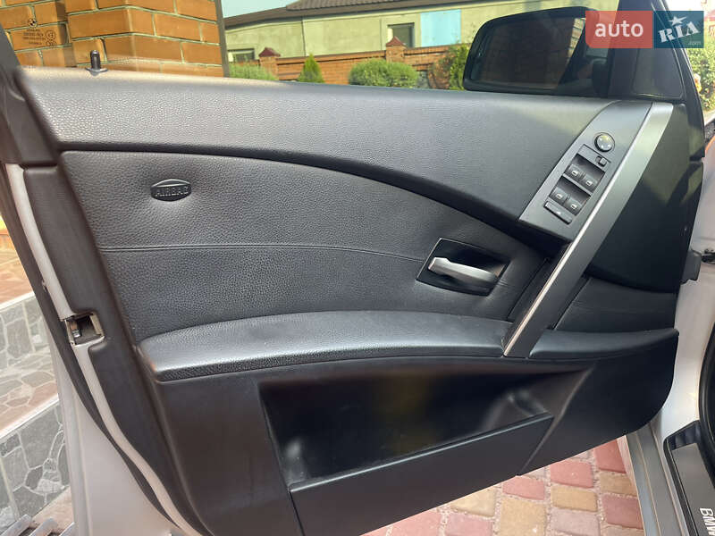 Седан BMW 5 Series 2006 в Харкові