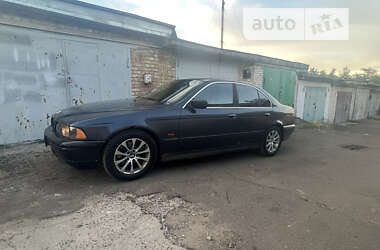 Седан BMW 5 Series 2001 в Києві