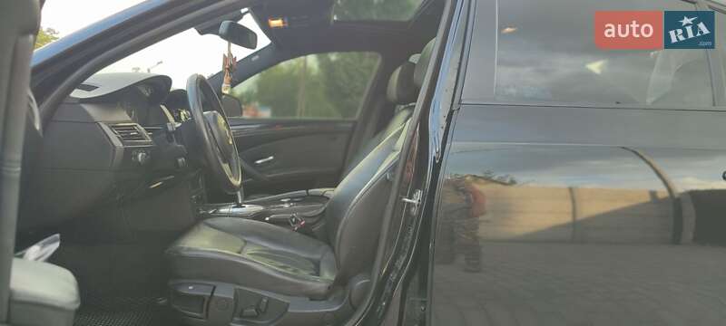 Седан BMW 5 Series 2009 в Раздельной