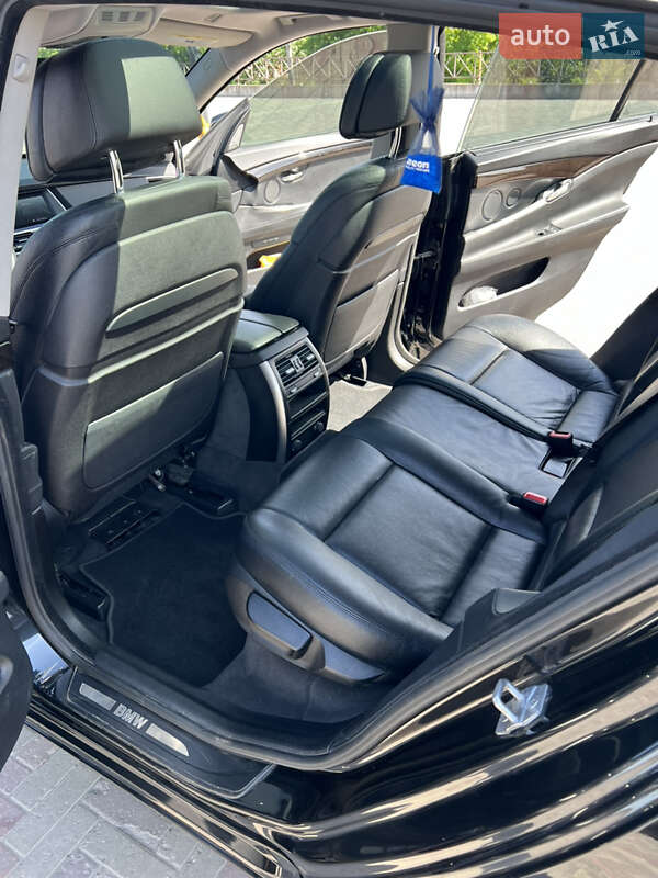 Седан BMW 5 Series 2015 в Харькове фото 33 Седан BMW 5 Series 2015 в Харькове