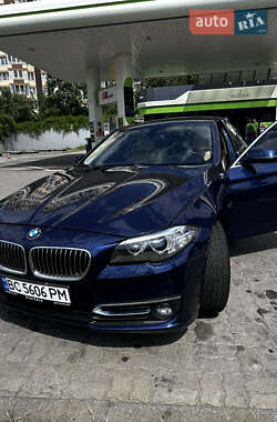 Седан BMW 5 Series 2015 в Львові