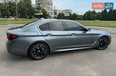 Седан BMW 5 Series 2017 в Ровно