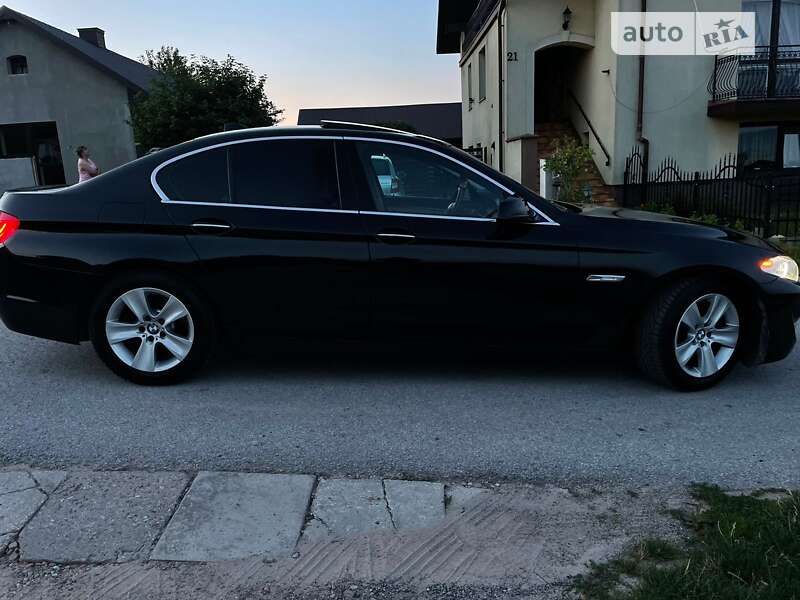 Седан BMW 5 Series 2010 в Миколаєві