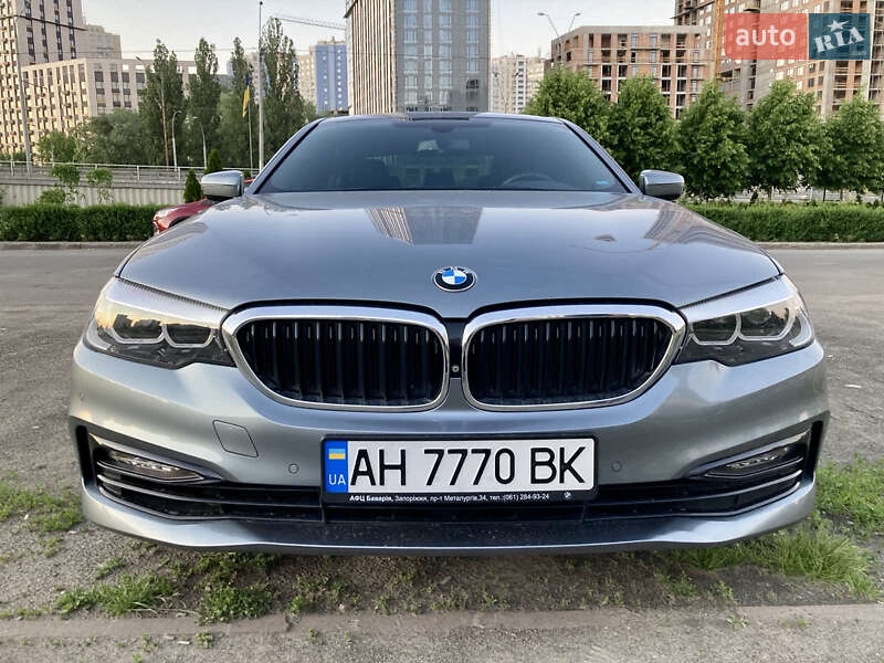 Седан BMW 5 Series 2017 в Киеве