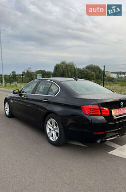 Седан BMW 5 Series 2012 в Ровно