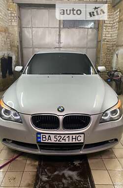 Седан BMW 5 Series 2007 в Олександрії