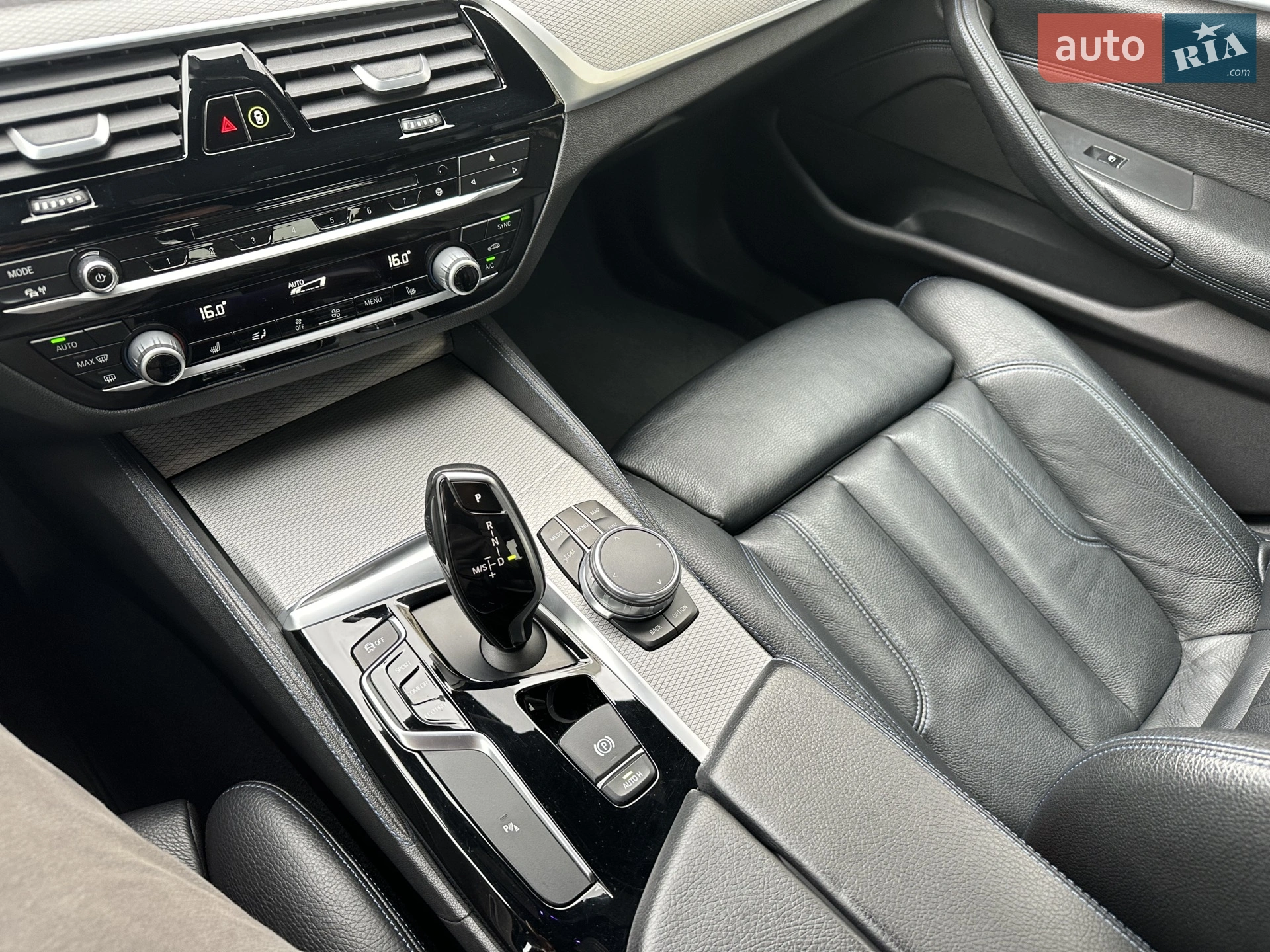 2017 BMW 5er - мініатюра 11