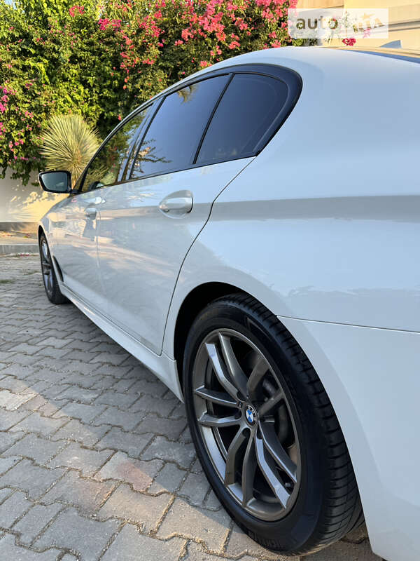 Седан BMW 5 Series 2018 в Києві