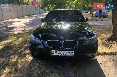Седан BMW 5 Series 2004 в  фото 8 Седан BMW 5 Series 2004 в