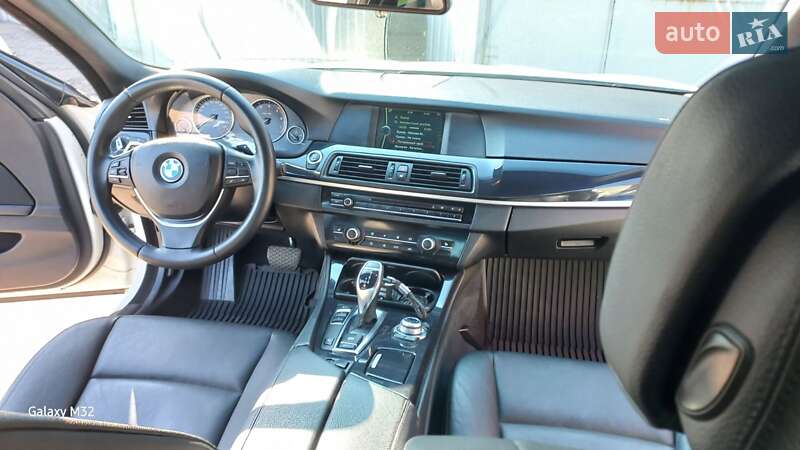 Седан BMW 5 Series 2012 в Павлограде