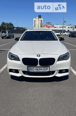 Седан BMW 5 Series 2015 в Кременці