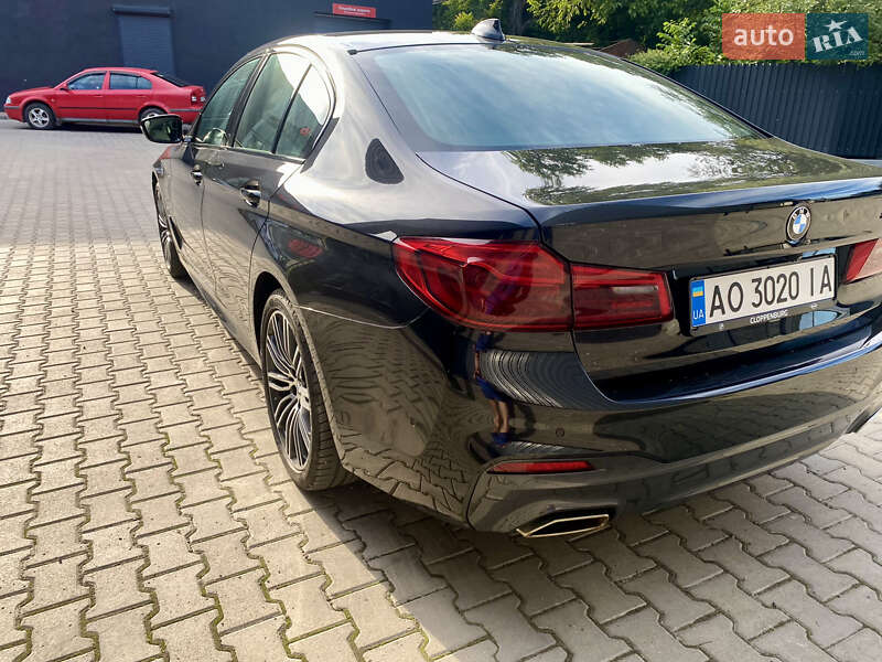 Седан BMW 5 Series 2019 в Ужгороде