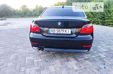 Седан BMW 5 Series 2004 в Немирове