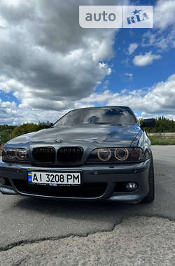 Седан BMW 5 Series 2000 в Киеве