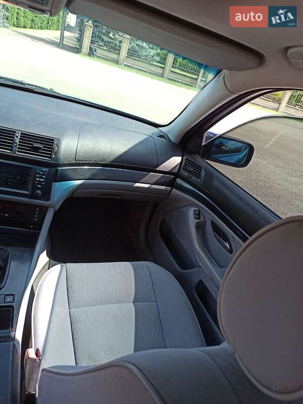 Универсал BMW 5 Series 2003 в Костополе