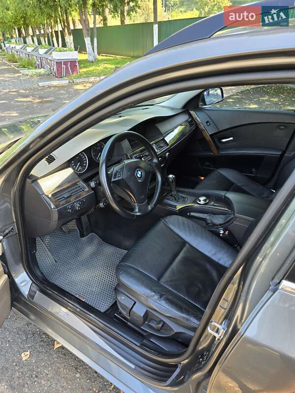 Универсал BMW 5 Series 2004 в Вижнице