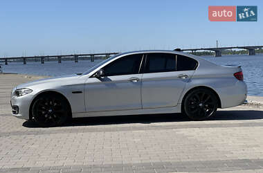 Седан BMW 5 Series 2016 в Днепре