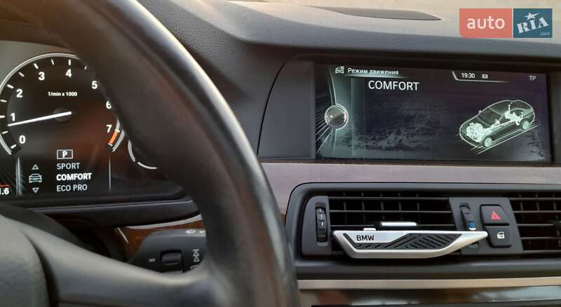 Седан BMW 5 Series 2013 в Мукачево