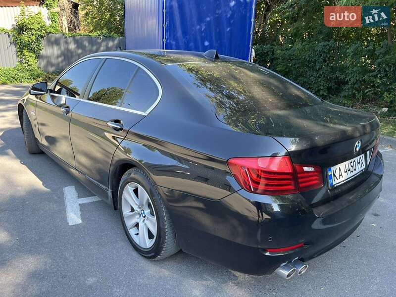 Седан BMW 5 Series 2013 в Каменец-Подольском
