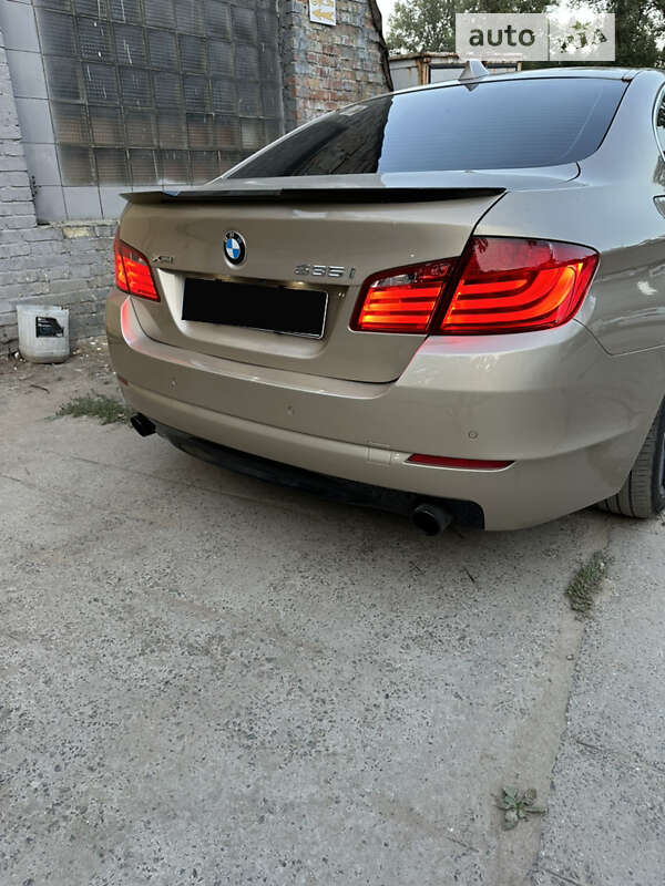 Седан BMW 5 Series 2012 в Киеве