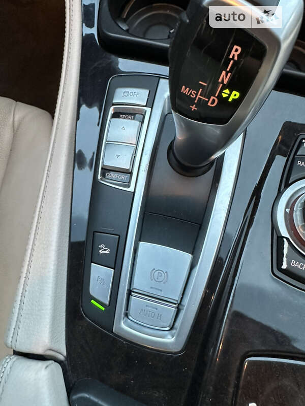 Седан BMW 5 Series 2012 в Киеве