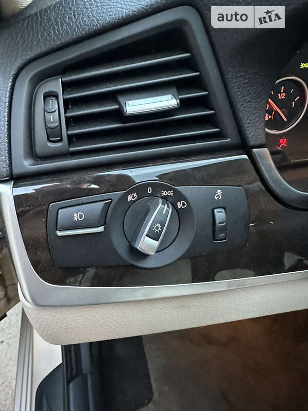 Седан BMW 5 Series 2012 в Киеве