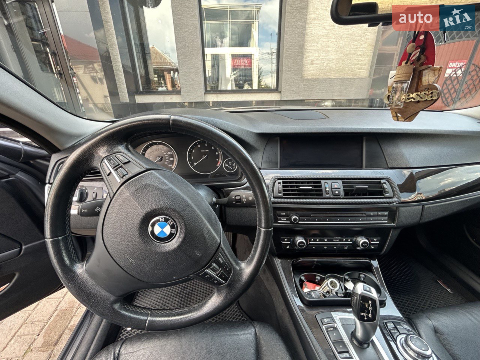2012 BMW 5er - мініатюра 5