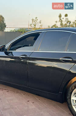 Седан BMW 5 Series 2013 в 