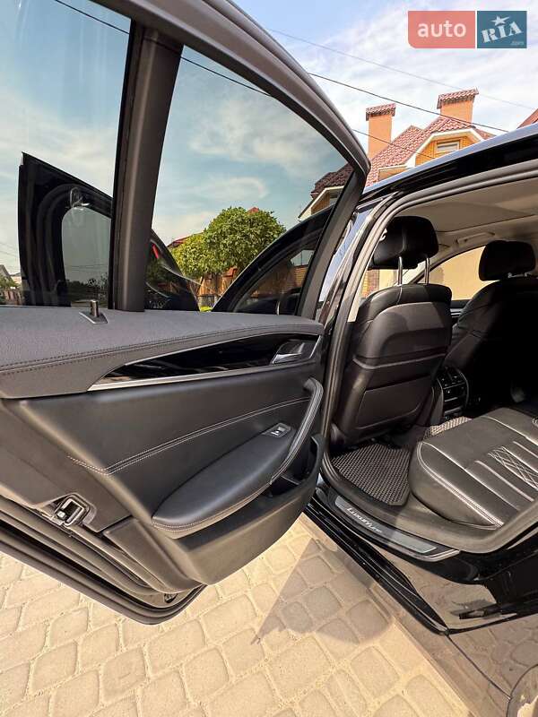 Седан BMW 5 Series 2017 в Кременчуге