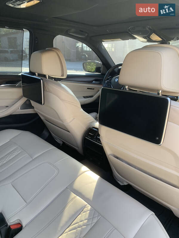 Седан BMW 5 Series 2017 в Запорожье фото 13 Седан BMW 5 Series 2017 в Запорожье