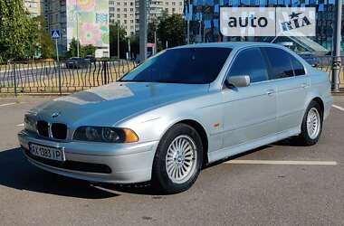 Седан BMW 5 Series 2000 в Харкові