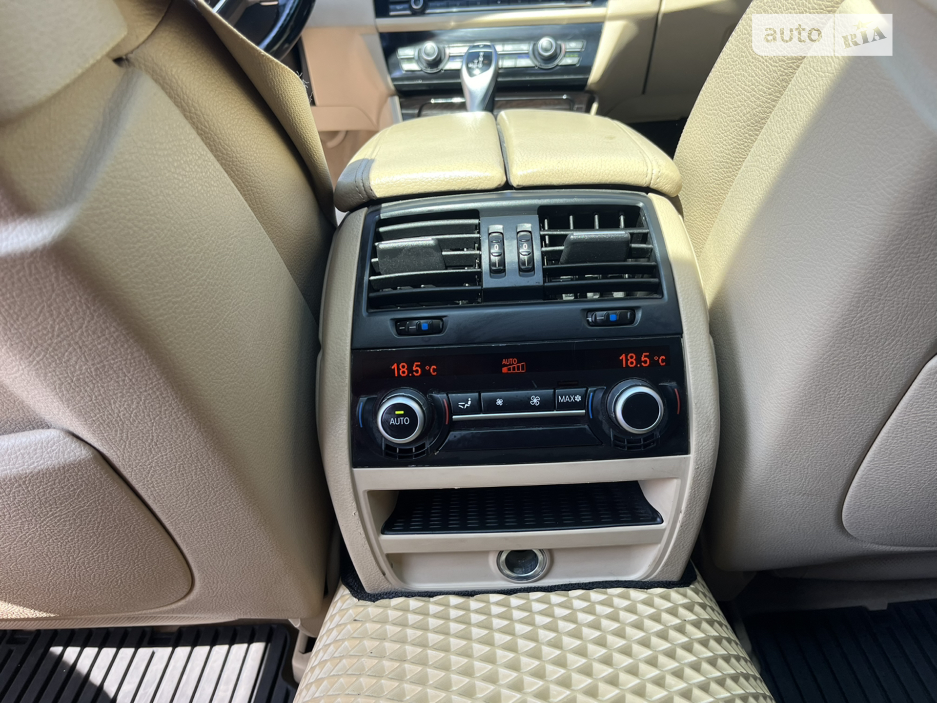 2011 BMW 5er - мініатюра 35