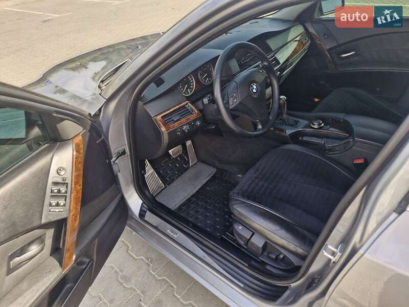 Седан BMW 5 Series 2006 в Одесі