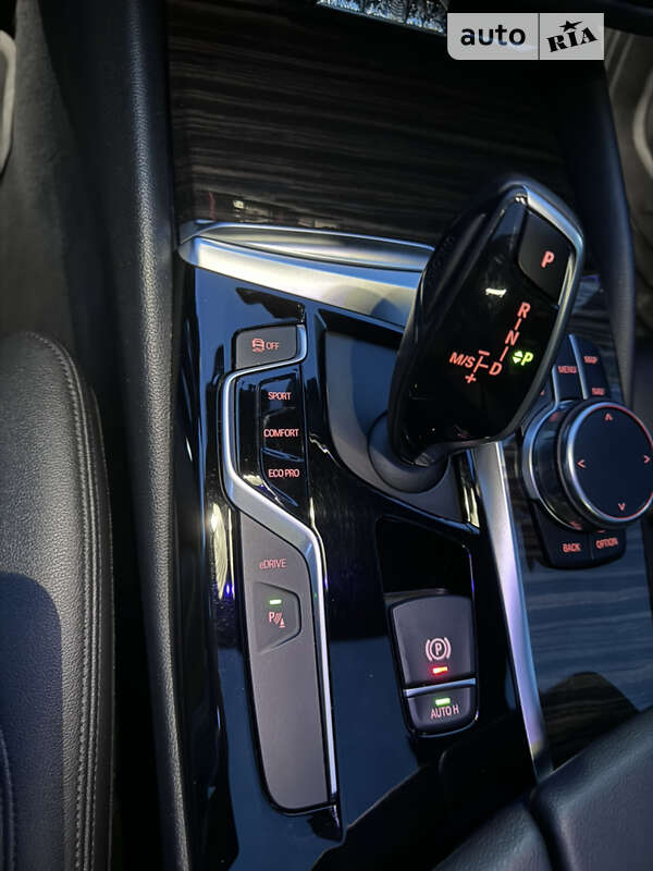 Седан BMW 5 Series 2018 в Днепре