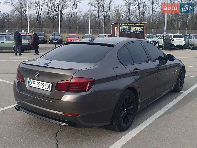 Седан BMW 5 Series 2012 в Запоріжжі