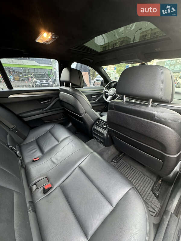 Седан BMW 5 Series 2014 в Дніпрі