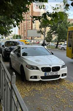 Седан BMW 5 Series 2016 в Киеве