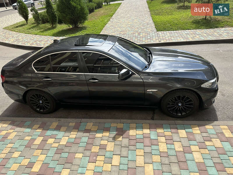 Седан BMW 5 Series 2012 в Одесі